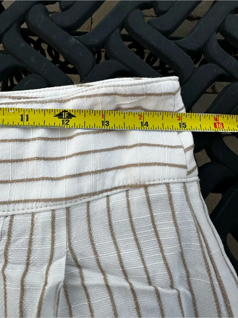 Anthropologie Cream Striped High-Waist Cropped Wide-Leg size 4